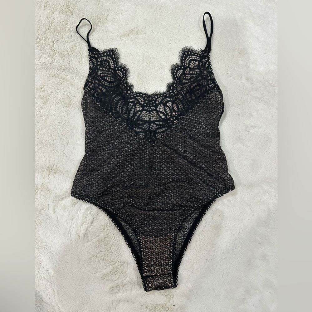 Victoria’s Secret bodysuit Lacey XS